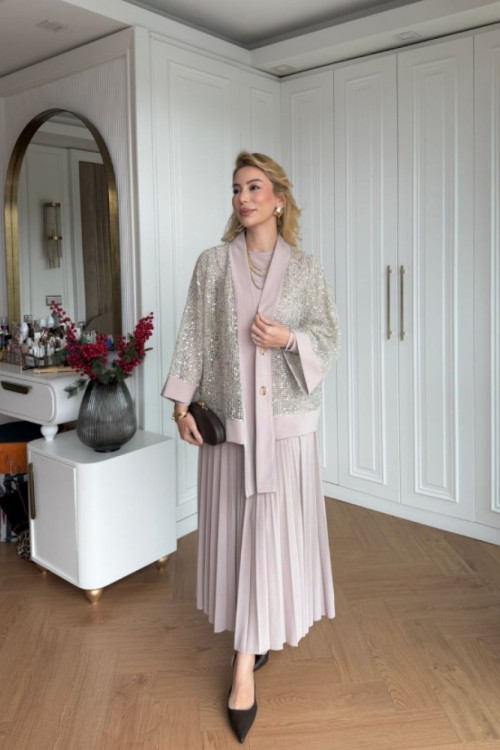 Sündüz Etekli Takım Krem